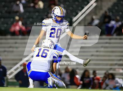 Thumbnail 1 in Sulphur Springs vs. Kimball (UIL 4A D1 Football Bi-District) photogallery.