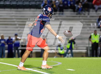 Thumbnail 1 in Sulphur Springs vs. Kimball (UIL 4A D1 Football Bi-District) photogallery.