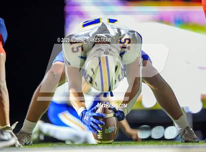 Thumbnail 3 in Sulphur Springs vs. Kimball (UIL 4A D1 Football Bi-District) photogallery.