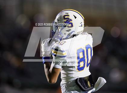 Thumbnail 3 in Sulphur Springs vs. Kimball (UIL 4A D1 Football Bi-District) photogallery.