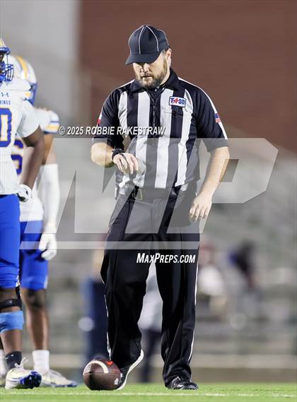 Thumbnail 3 in Sulphur Springs vs. Kimball (UIL 4A D1 Football Bi-District) photogallery.