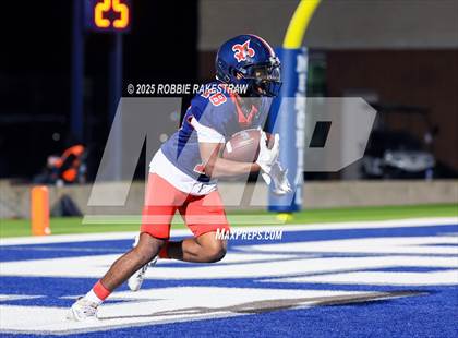 Thumbnail 3 in Sulphur Springs vs. Kimball (UIL 4A D1 Football Bi-District) photogallery.