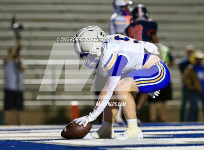 Thumbnail 1 in Sulphur Springs vs. Kimball (UIL 4A D1 Football Bi-District) photogallery.