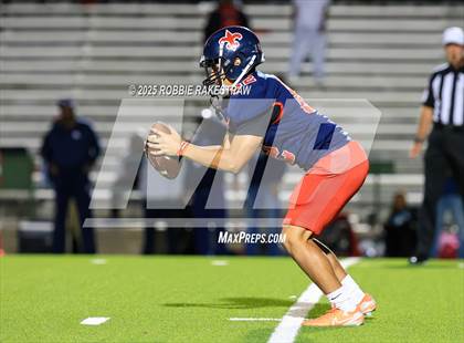 Thumbnail 1 in Sulphur Springs vs. Kimball (UIL 4A D1 Football Bi-District) photogallery.
