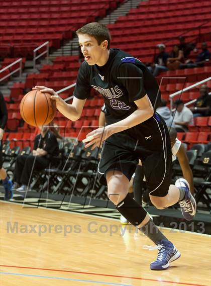 Thumbnail 3 in Foothills Christian vs Horizon (CIF SDS D5 Final) photogallery.