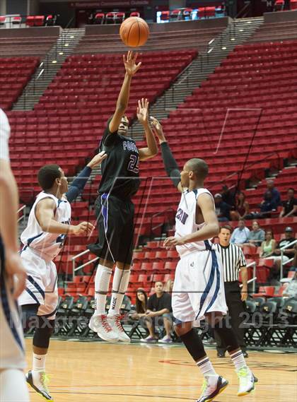 Thumbnail 2 in Foothills Christian vs Horizon (CIF SDS D5 Final) photogallery.