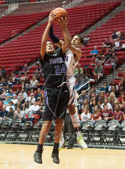Thumbnail 3 in Foothills Christian vs Horizon (CIF SDS D5 Final) photogallery.
