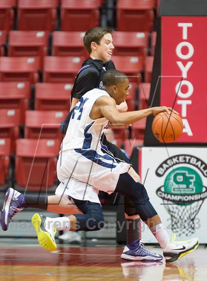 Thumbnail 2 in Foothills Christian vs Horizon (CIF SDS D5 Final) photogallery.
