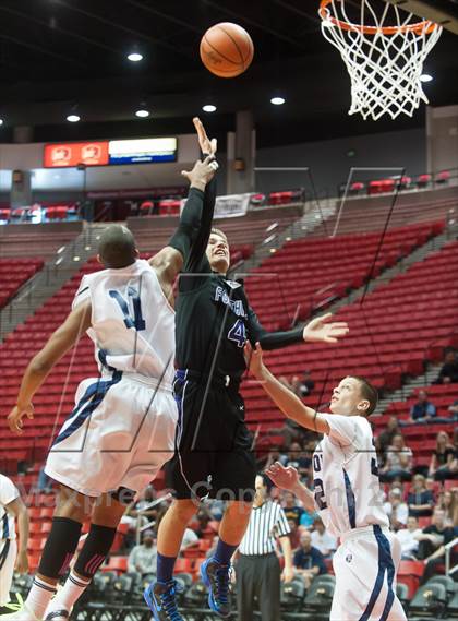 Thumbnail 3 in Foothills Christian vs Horizon (CIF SDS D5 Final) photogallery.