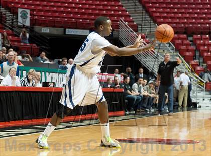 Thumbnail 1 in Foothills Christian vs Horizon (CIF SDS D5 Final) photogallery.