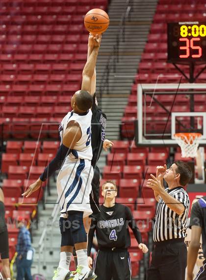 Thumbnail 1 in Foothills Christian vs Horizon (CIF SDS D5 Final) photogallery.
