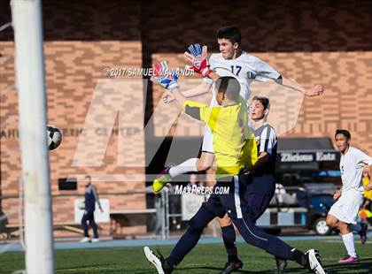 Thumbnail 3 in Chaminade vs Loyola photogallery.