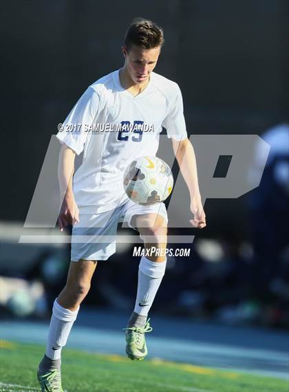 Thumbnail 1 in Chaminade vs Loyola photogallery.