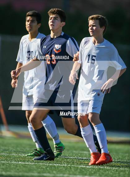 Thumbnail 2 in Chaminade vs Loyola photogallery.