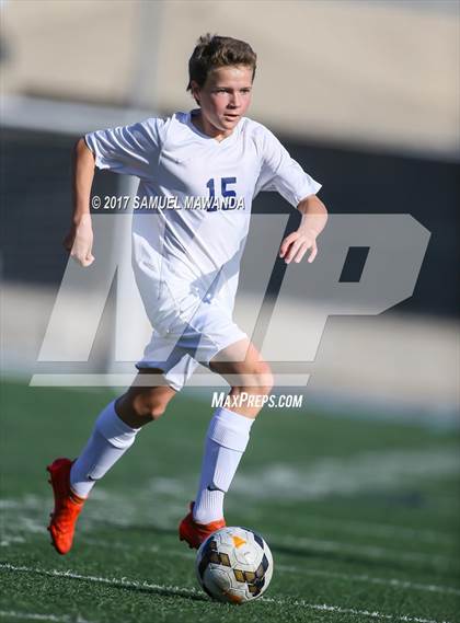 Thumbnail 1 in Chaminade vs Loyola photogallery.