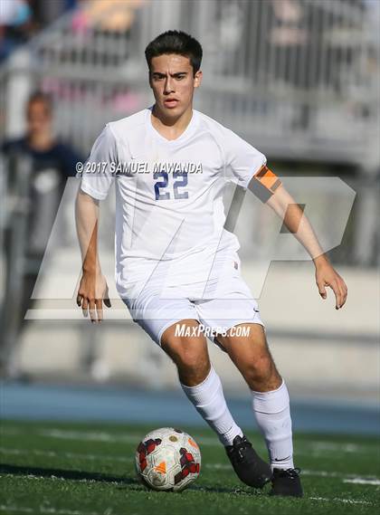 Thumbnail 2 in Chaminade vs Loyola photogallery.