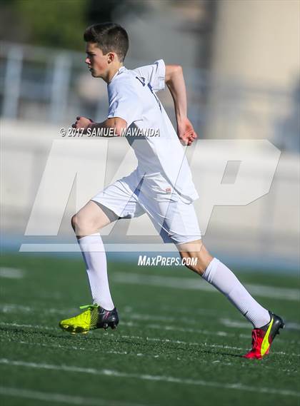 Thumbnail 1 in Chaminade vs Loyola photogallery.