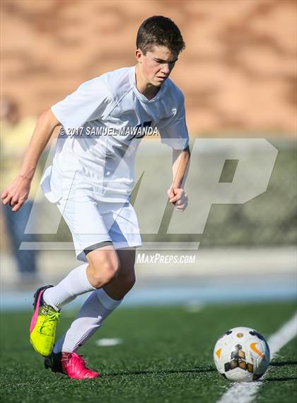 Thumbnail 1 in Chaminade vs Loyola photogallery.
