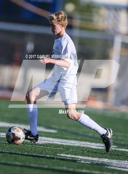 Thumbnail 3 in Chaminade vs Loyola photogallery.