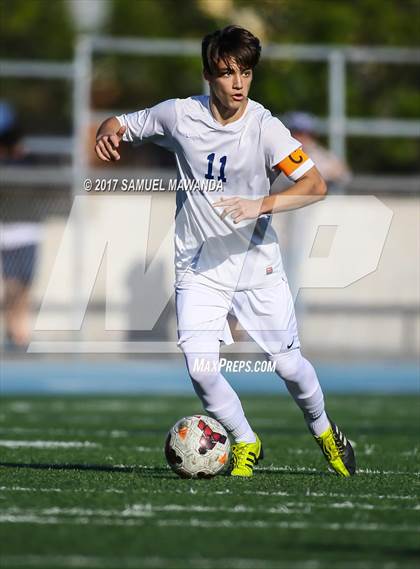 Thumbnail 2 in Chaminade vs Loyola photogallery.