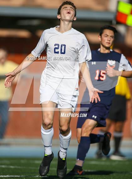 Thumbnail 3 in Chaminade vs Loyola photogallery.