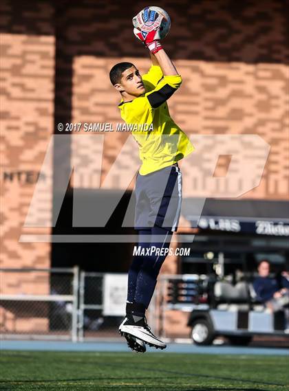 Thumbnail 2 in Chaminade vs Loyola photogallery.