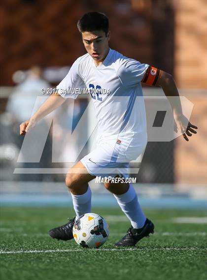 Thumbnail 3 in Chaminade vs Loyola photogallery.
