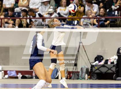 Thumbnail 1 in Mullen vs Cheyenne Mountain (CHSAA 4A Round 1) photogallery.