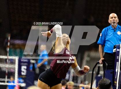 Thumbnail 2 in Mullen vs Cheyenne Mountain (CHSAA 4A Round 1) photogallery.