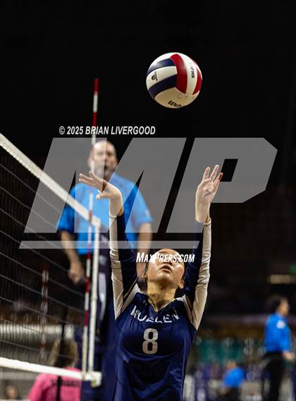 Thumbnail 2 in Mullen vs Cheyenne Mountain (CHSAA 4A Round 1) photogallery.