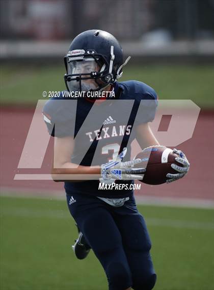 Thumbnail 2 in Cuero @ Wimberley photogallery.