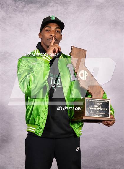 Thumbnail 1 in Lincoln (CIF State D1AA Champions) photogallery.
