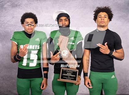 Thumbnail 2 in Lincoln (CIF State D1AA Champions) photogallery.