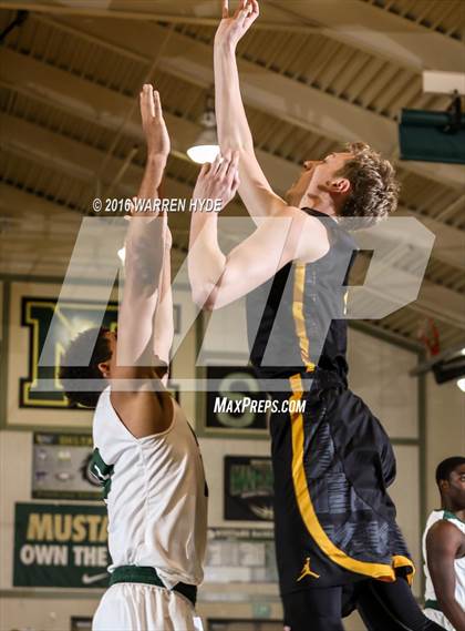 Thumbnail 1 in Del Oro @ Monterey Trail photogallery.