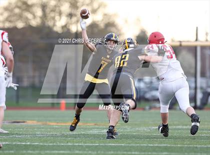 Thumbnail 3 in Fairport @ McQuaid Jesuit photogallery.