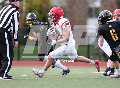 Thumbnail 1 in Fairport @ McQuaid Jesuit photogallery.