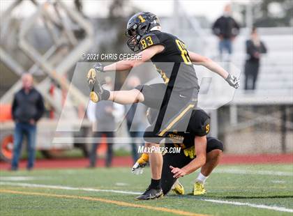 Thumbnail 2 in Fairport @ McQuaid Jesuit photogallery.