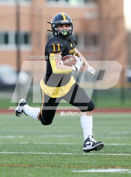 Thumbnail 3 in Fairport @ McQuaid Jesuit photogallery.
