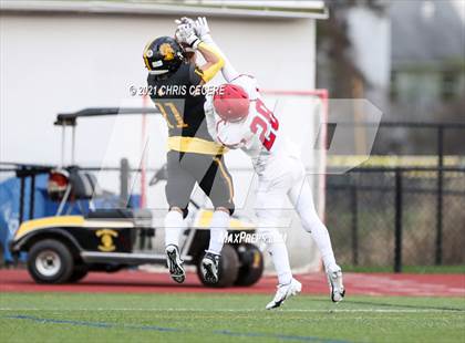 Thumbnail 1 in Fairport @ McQuaid Jesuit photogallery.