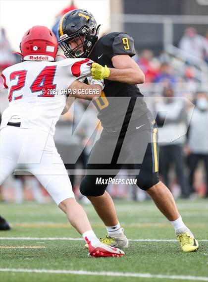 Thumbnail 1 in Fairport @ McQuaid Jesuit photogallery.