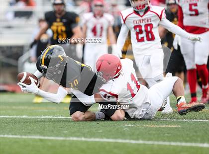 Thumbnail 2 in Fairport @ McQuaid Jesuit photogallery.