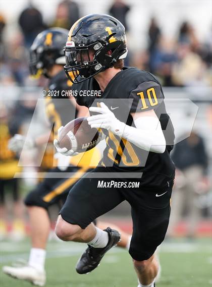 Thumbnail 1 in Fairport @ McQuaid Jesuit photogallery.