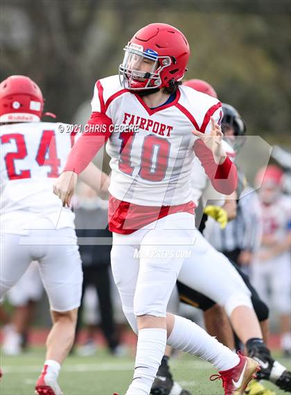 Thumbnail 2 in Fairport @ McQuaid Jesuit photogallery.