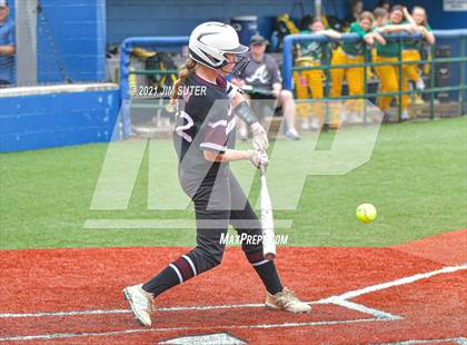 Thumbnail 1 in East Bernard vs Little River Academy (UIL 3A Regional Semifinal Playoff) photogallery.