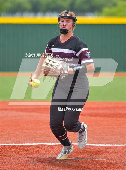 Thumbnail 3 in East Bernard vs Little River Academy (UIL 3A Regional Semifinal Playoff) photogallery.