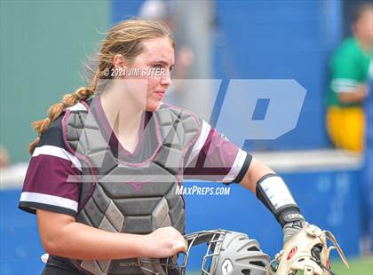 Thumbnail 2 in East Bernard vs Little River Academy (UIL 3A Regional Semifinal Playoff) photogallery.