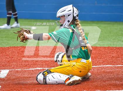 Thumbnail 2 in East Bernard vs Little River Academy (UIL 3A Regional Semifinal Playoff) photogallery.
