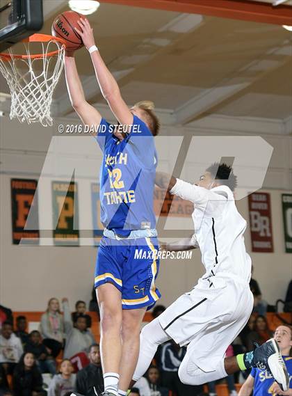 Thumbnail 2 in South Tahoe vs. Foothill (Hoops 4 the Human Fund) photogallery.