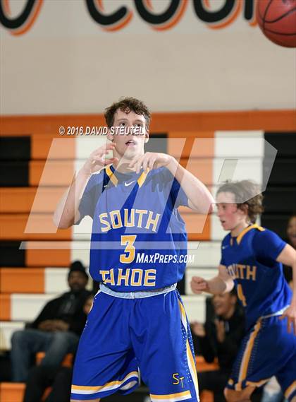 Thumbnail 1 in South Tahoe vs. Foothill (Hoops 4 the Human Fund) photogallery.