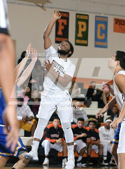 Thumbnail 3 in South Tahoe vs. Foothill (Hoops 4 the Human Fund) photogallery.
